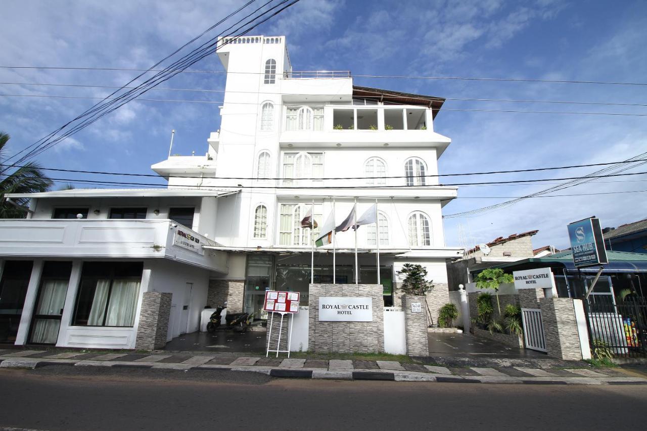 Hotel Royal Castle Negombo Exterior photo